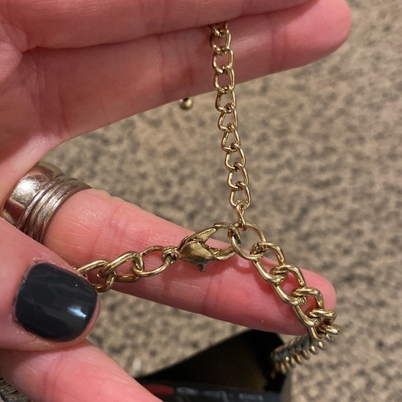 NWT H&M Adjustable Length Gold Chain Statement Necklace - Picture 5 of 5
